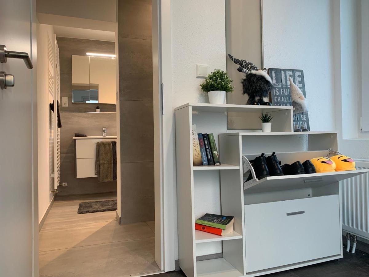 W1 - Kontaktloser 24H Check In, W-Lan, Netflix, Parkplatz, Kueche, Boxspring-Bett Bückeburg Extérieur photo